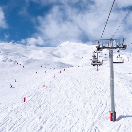 Hotel & Spa Monasterio De Boltaña Εξωτερικό φωτογραφία Ski lift in the resort