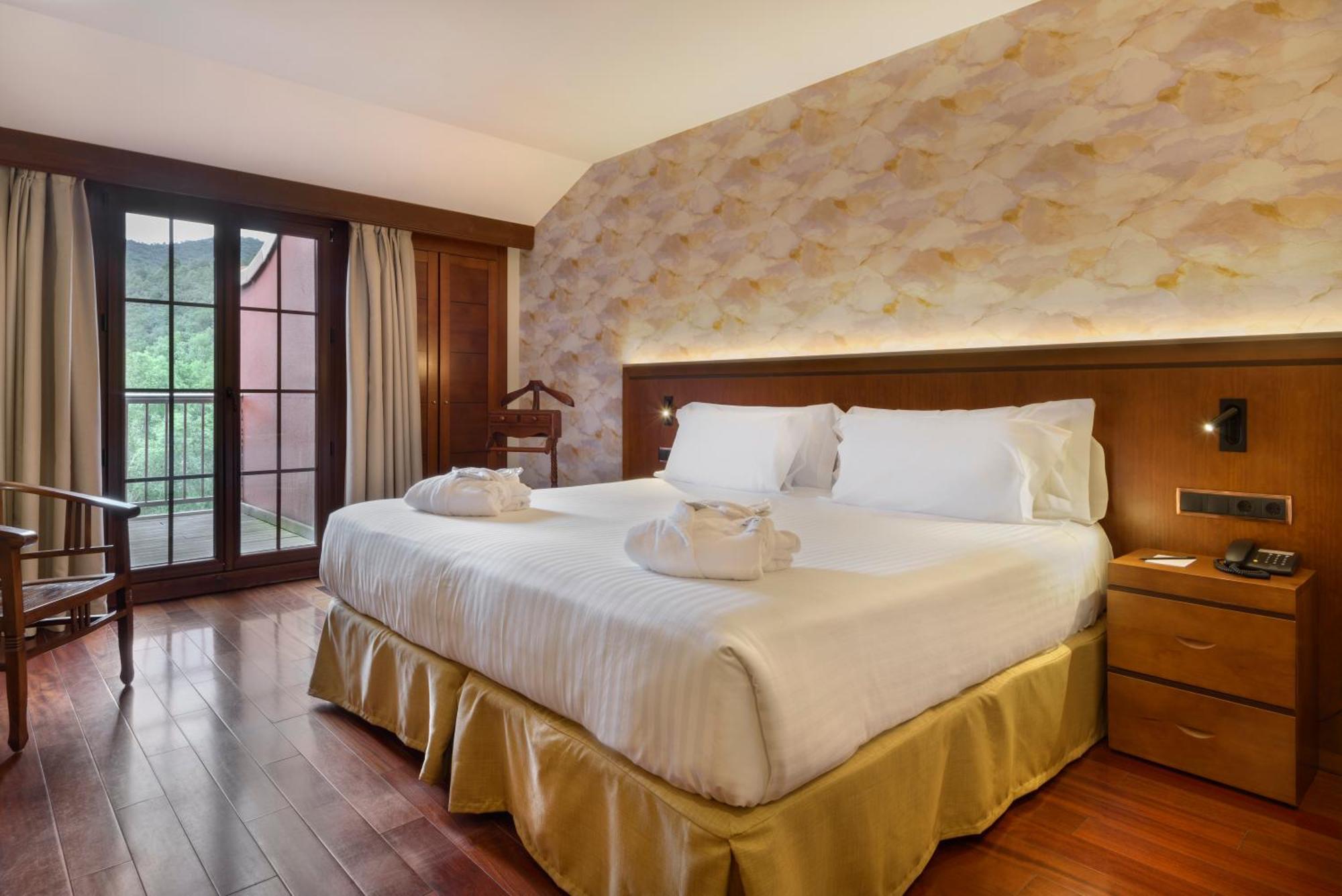 Hotel & Spa Monasterio De Boltaña Εξωτερικό φωτογραφία Deluxe room